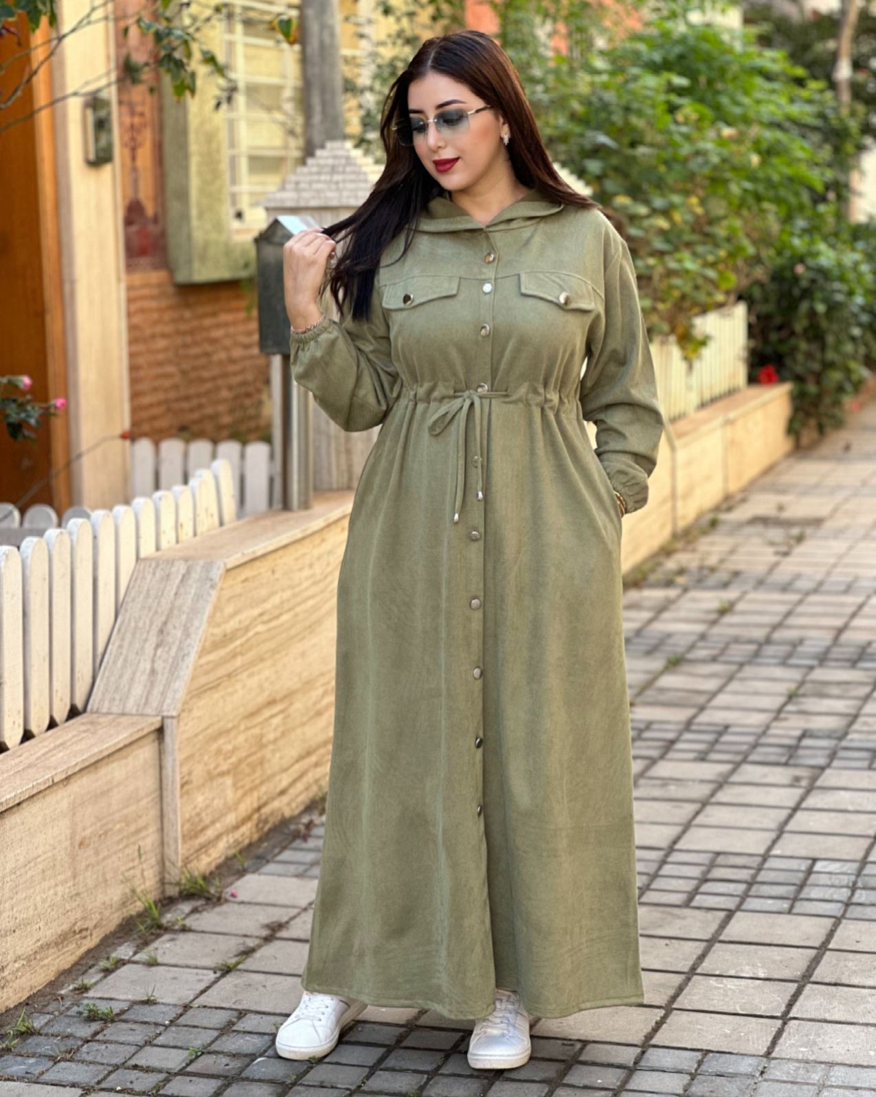 Robe longue à capuche