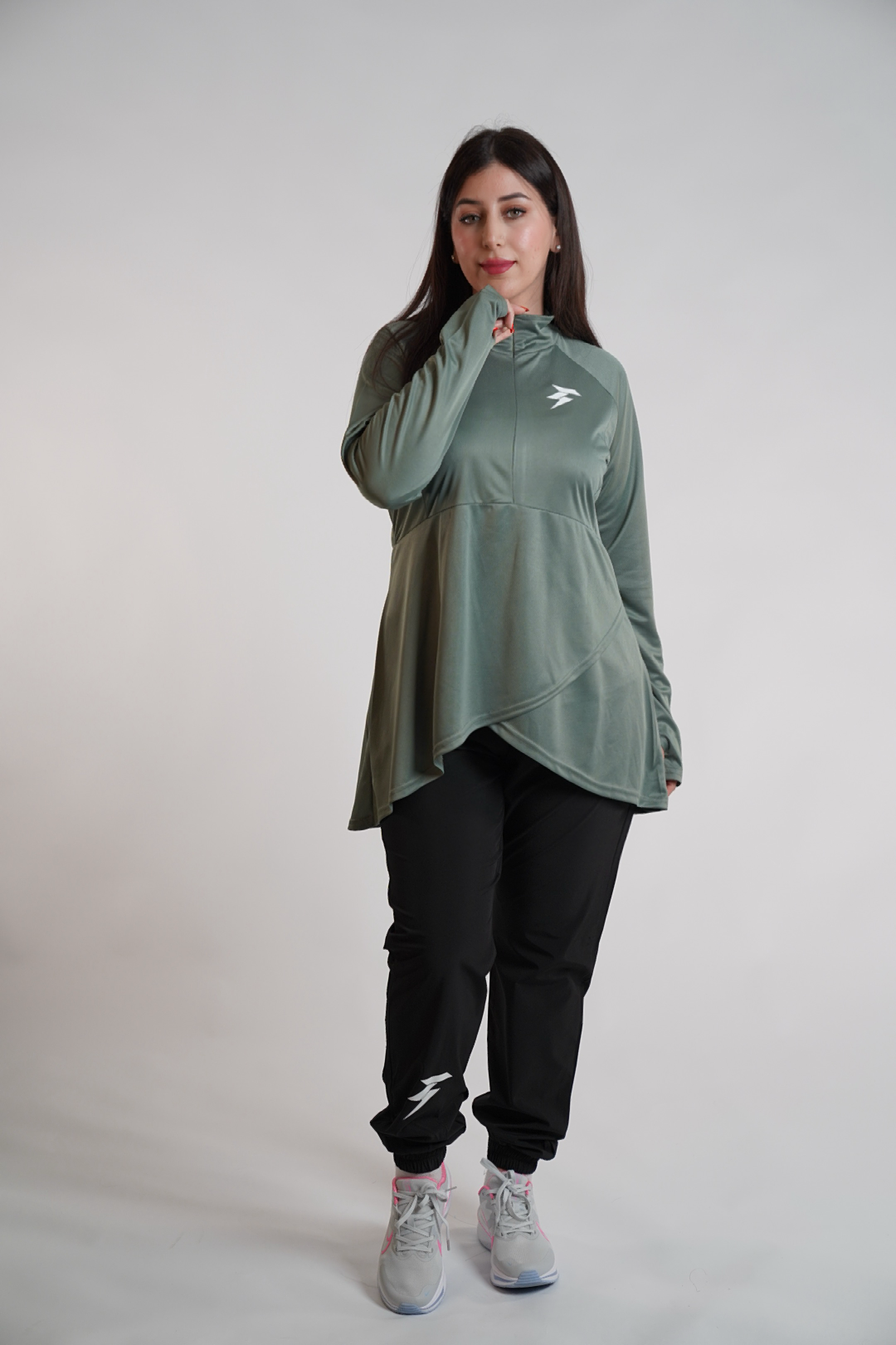 Ensemble de sport long avec capuche