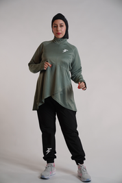 طقم رياضي طويل مزود بغطاء رأس