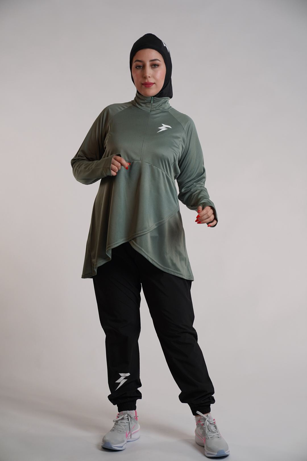 Ensemble de sport long avec capuche